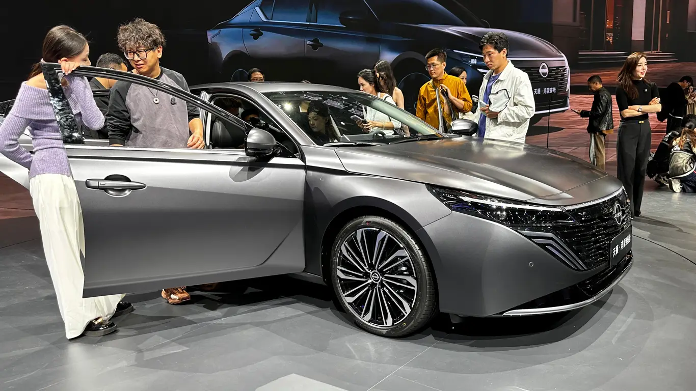 Автосалон в Гуанчжоу 2025,Nissan Teana HarmonyOS Cockpit Edition