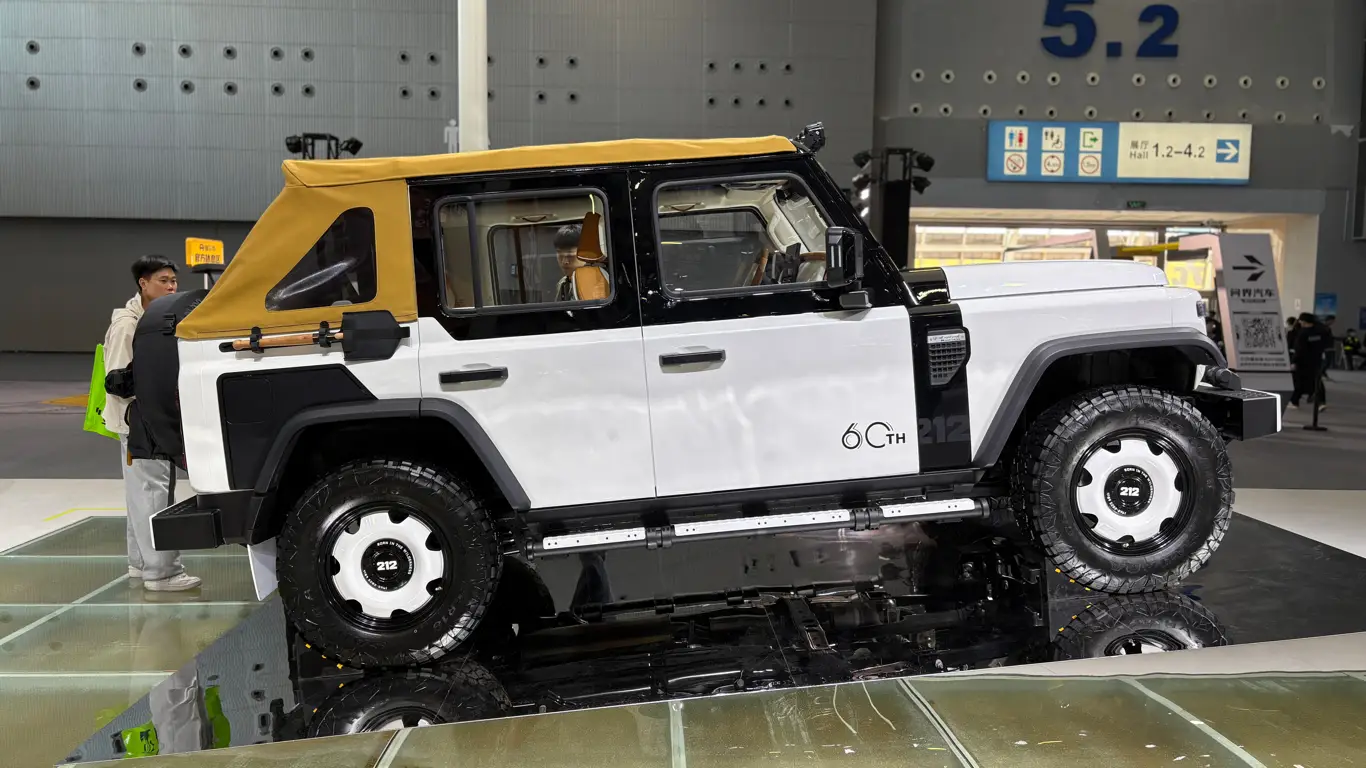 BAW 212 T01 60th Anniversary