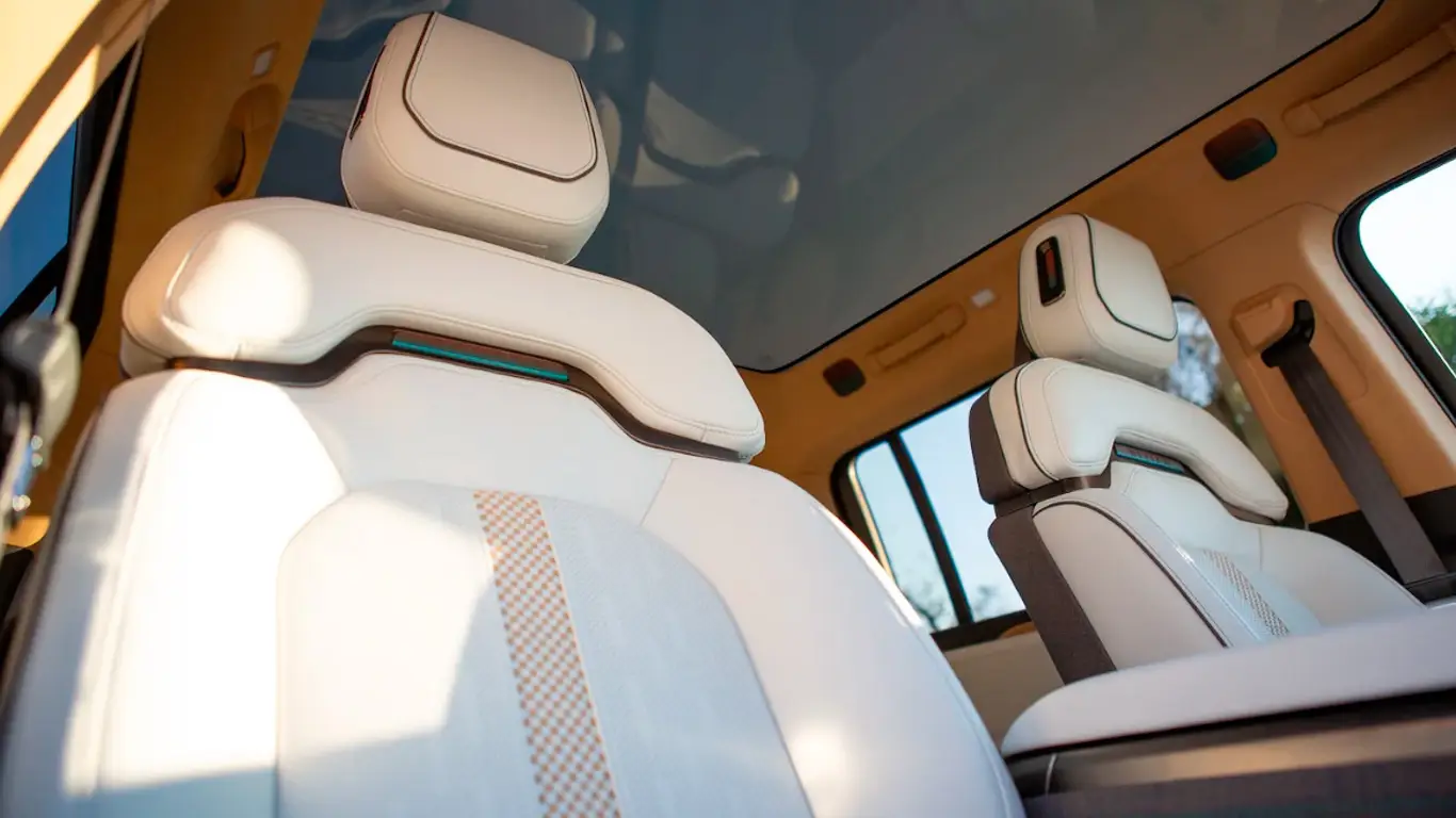 Rivian R1S Pebble Beach Edition