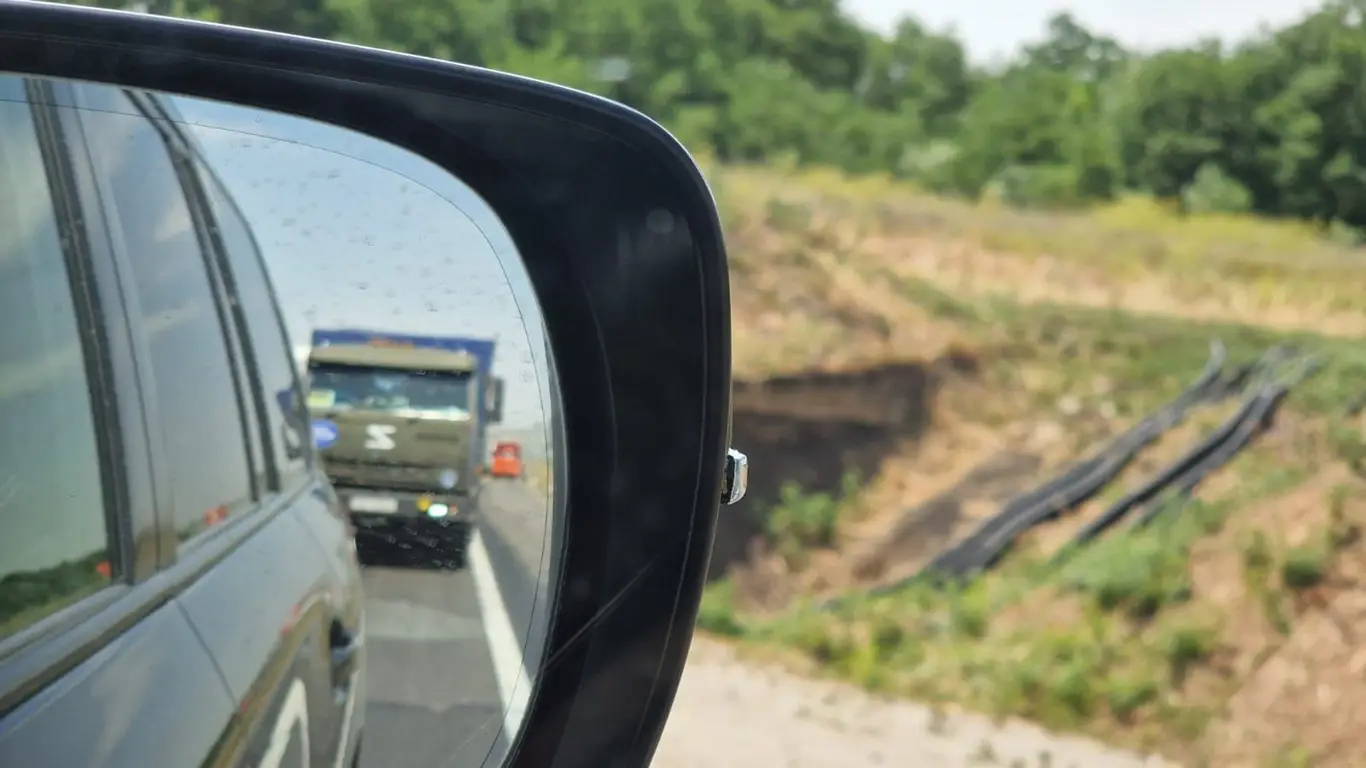 Советы автоэксперта / настройка зеркала заднего вида