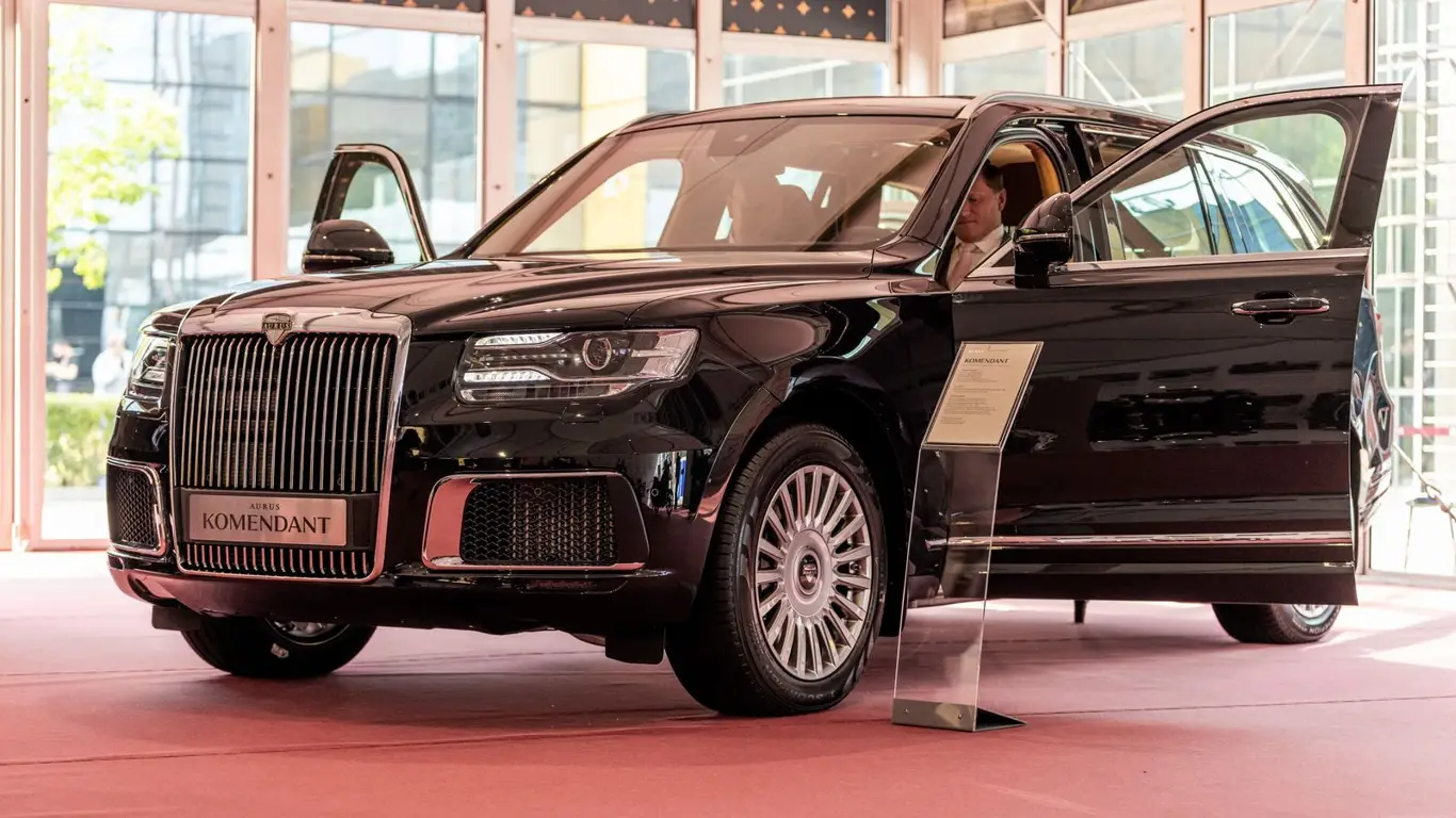 Автоновости на 32CARS.RU / Aurus Komendant