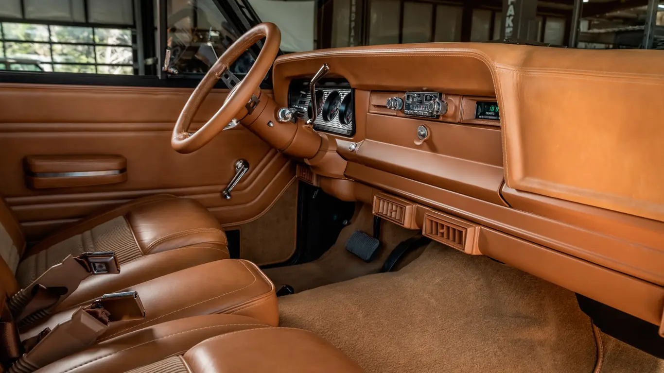 Vigilante,Jeep Wagoneer