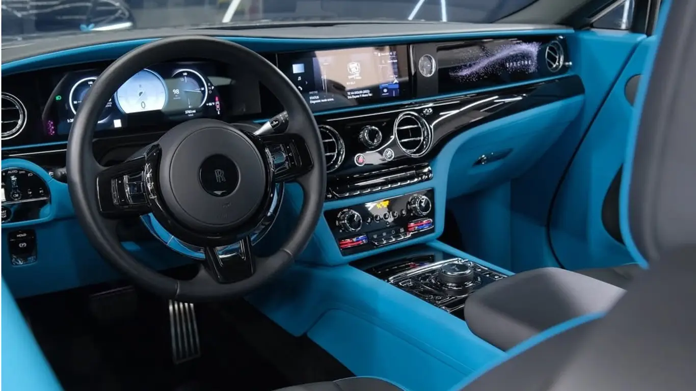 Автоновости на 32CARS.RU / Rolls-Royce Spectre от Mansory